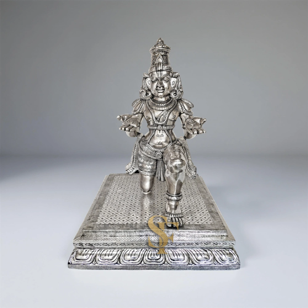 Silver garuda idol